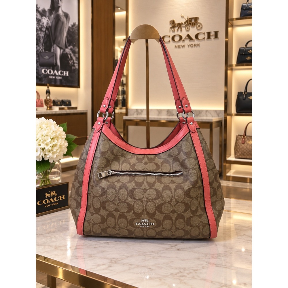 C230 Coach Kristy shoulder bag